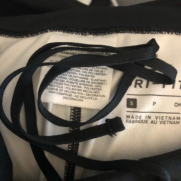 Nike Womens Small Dri-Fit Leggings Circle Dot Print in Black - Picture 7 of 9